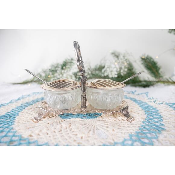 Vintage Hugo Silver Plated Shell Condiment Dish 6" Tall with spoons - Picture 1 of 10